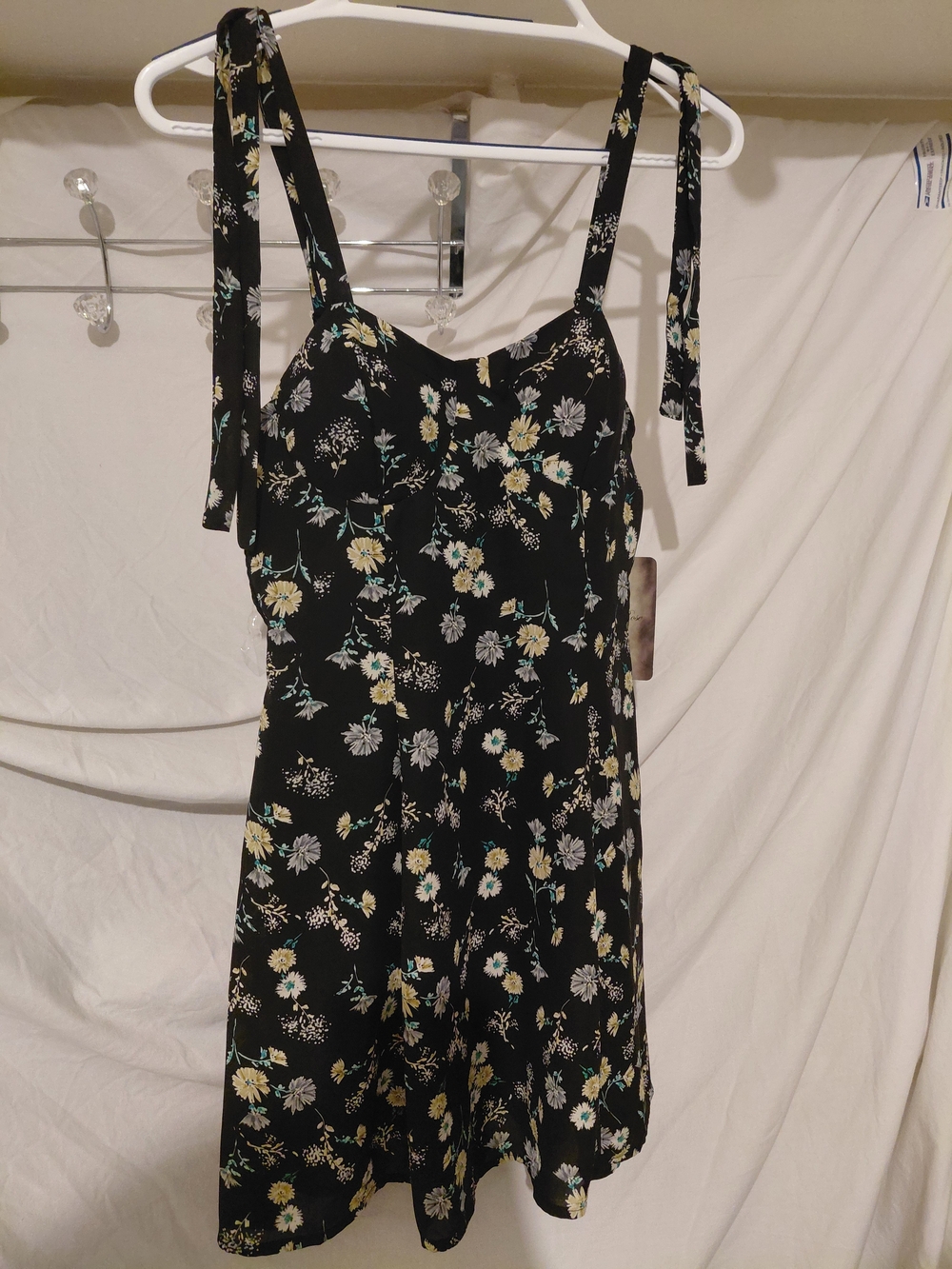 Women’s Black Floral Tie-Strap. Lily Rose Brand